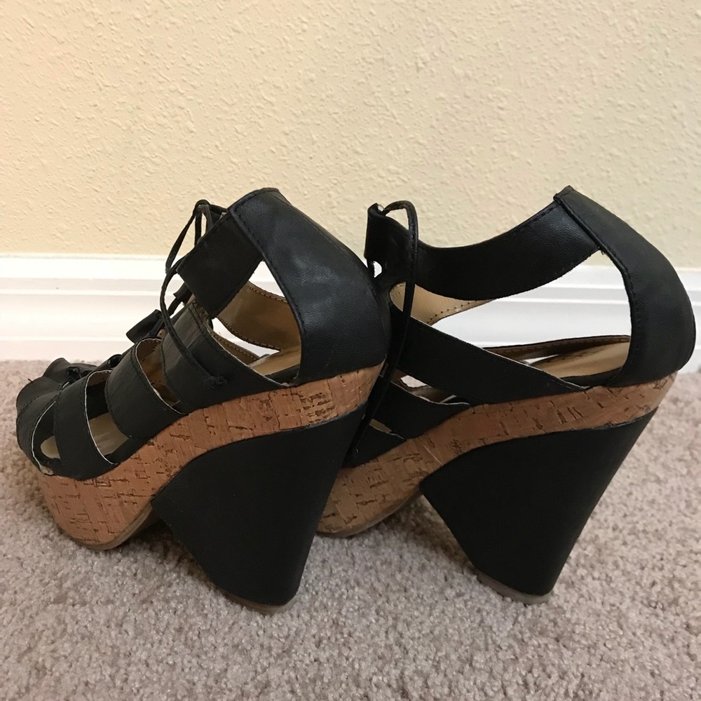 Arden B wedge shoes